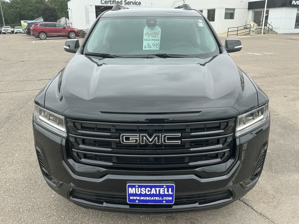 Used 2023 GMC Acadia SLT with VIN 1GKKNULS6PZ240646 for sale in Moorhead, Minnesota