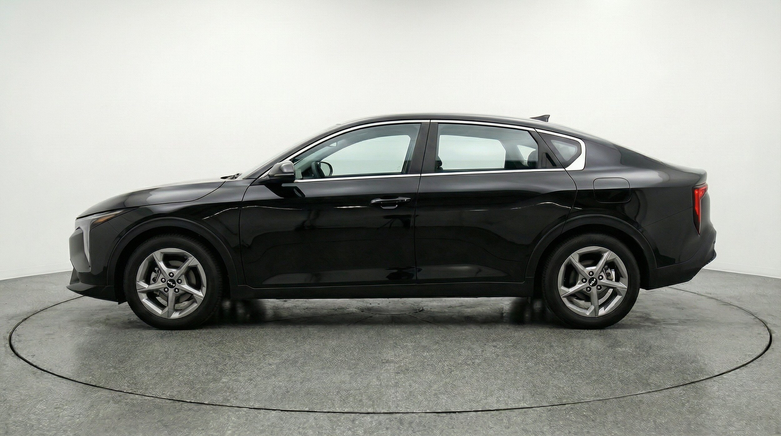 Thumbnail: 2025 Kia K4 - 5