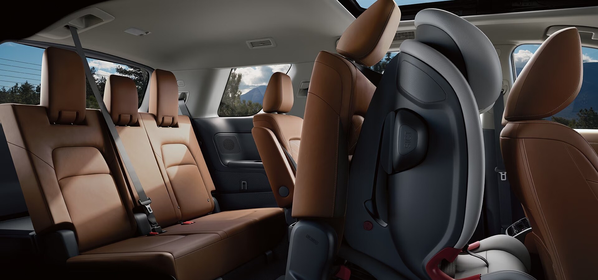 2023 Nissan Pathfinder Interior & Cargo