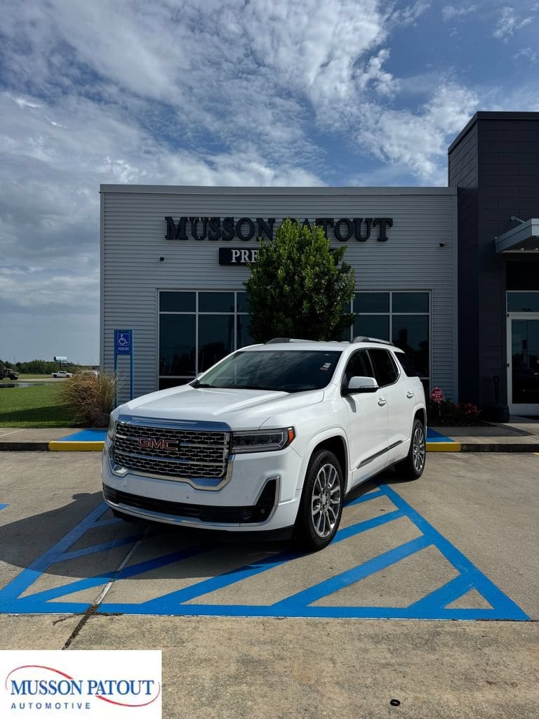2023 GMC Acadia Denali