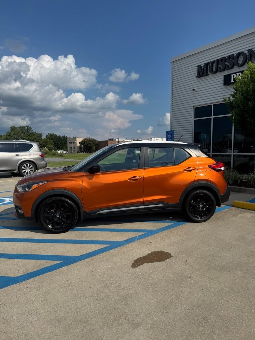 Used 2020 Nissan Kicks SR