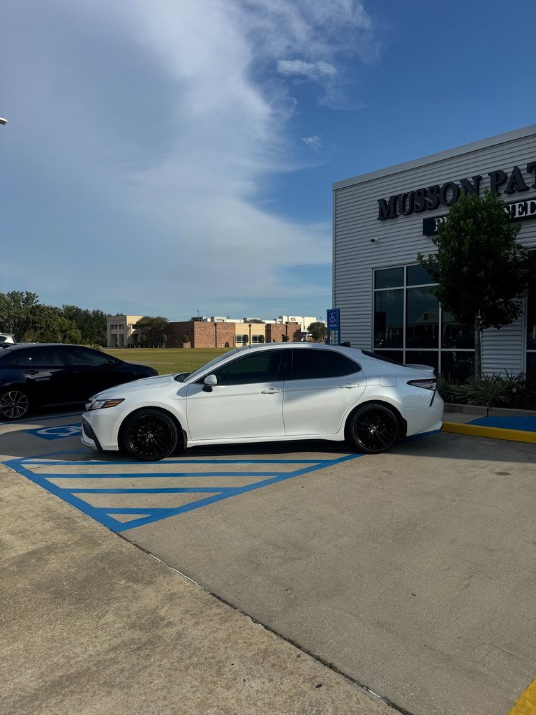 2023 Toyota Camry XSE photo 2