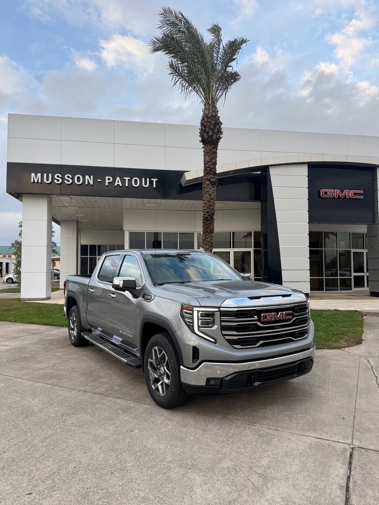 2026 GMC Sierra SLT's photo