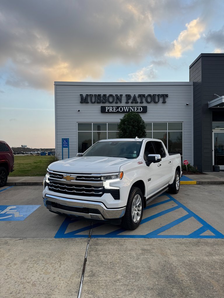 2022 Chevrolet Silverado 1500 LTZ's photo