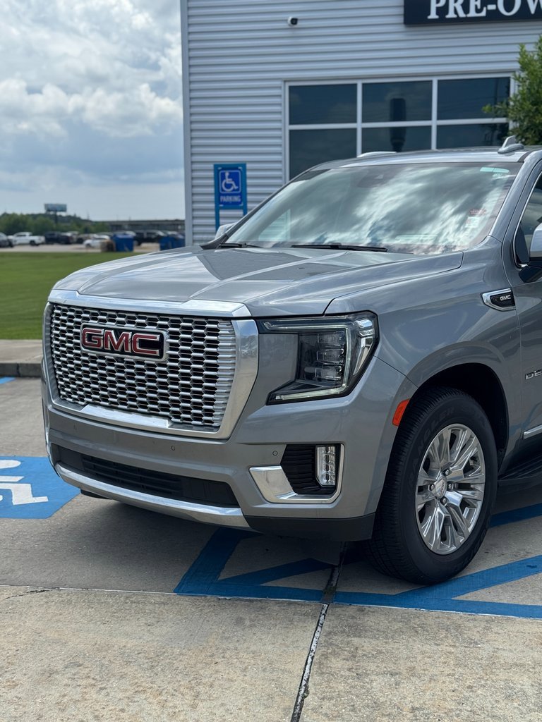 2023 Gmc Yukon XL Denali photo 2