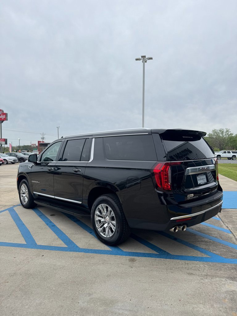 2023 Gmc Yukon XL Denali photo 4