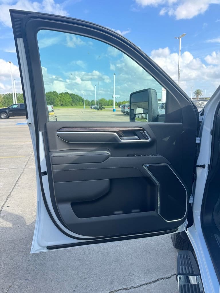 2026 GMC Sierra 2500HD SLE - Photo 9