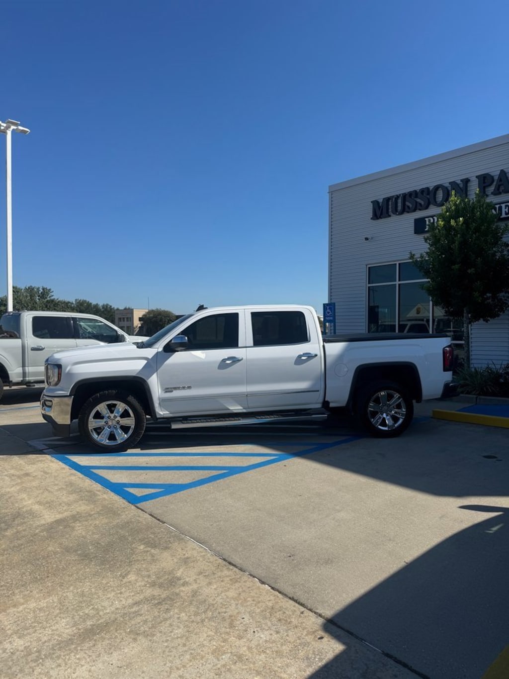 Used 2018 GMC Sierra 1500 SLT Truck