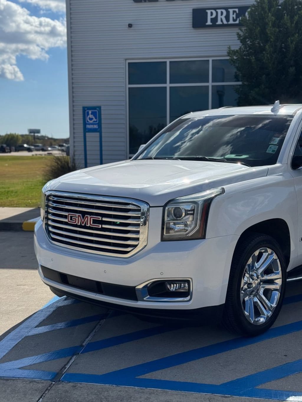 Used 2018 GMC Yukon SLT SUV