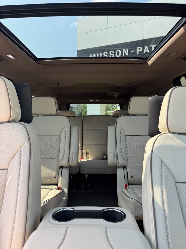 2026 GMC Yukon XL Denali - Photo 14
