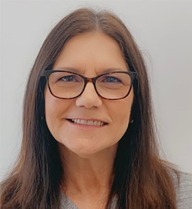 Staff member Brenda Derouen from ID_a7659f