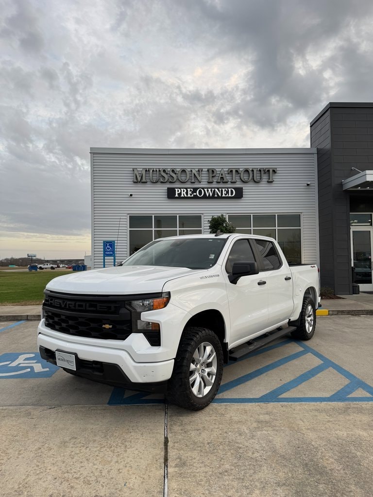 2023 Chevrolet Silverado 1500 Custom