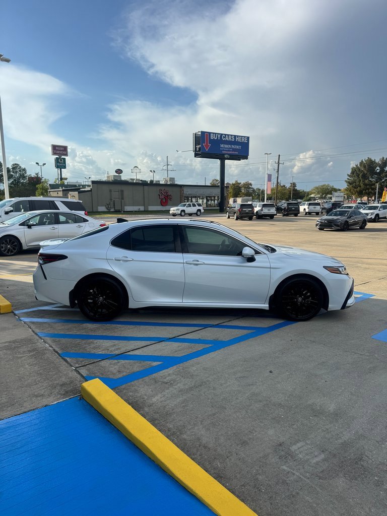 2023 Toyota Camry XSE photo 3