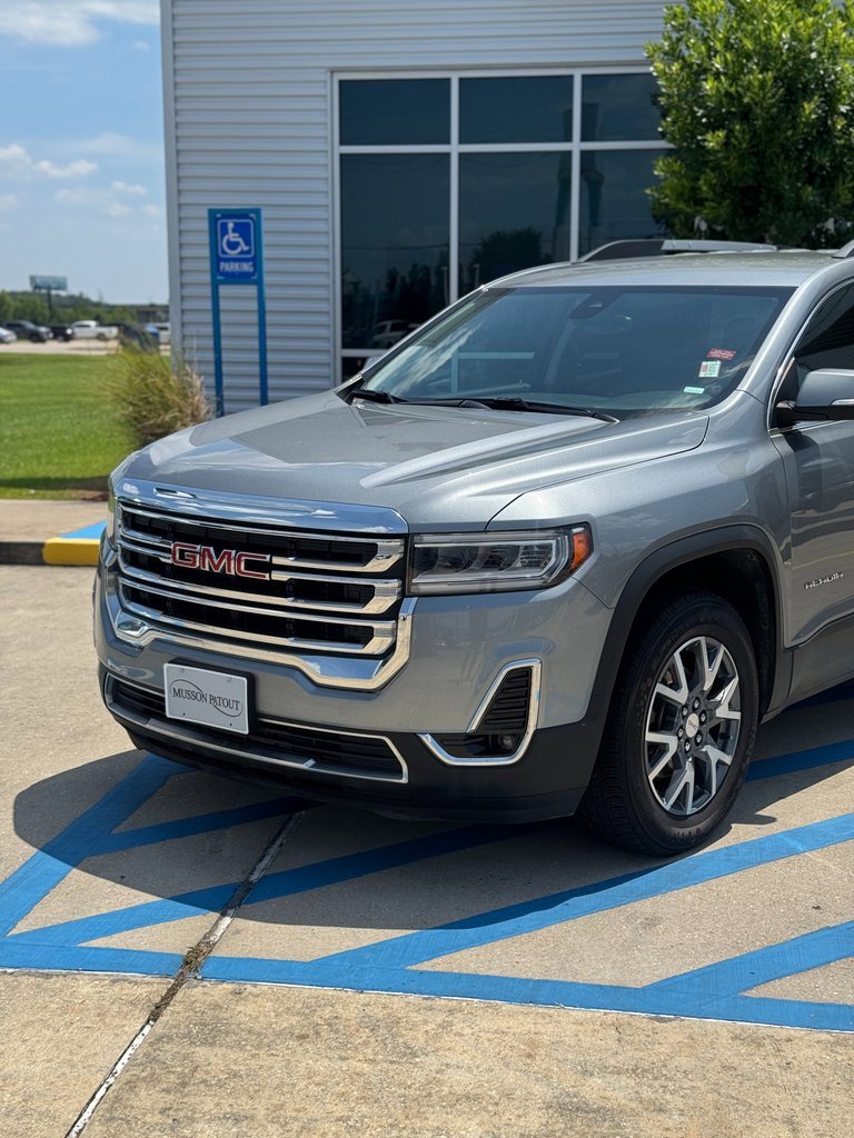 2023 Gmc Acadia SLT photo 2