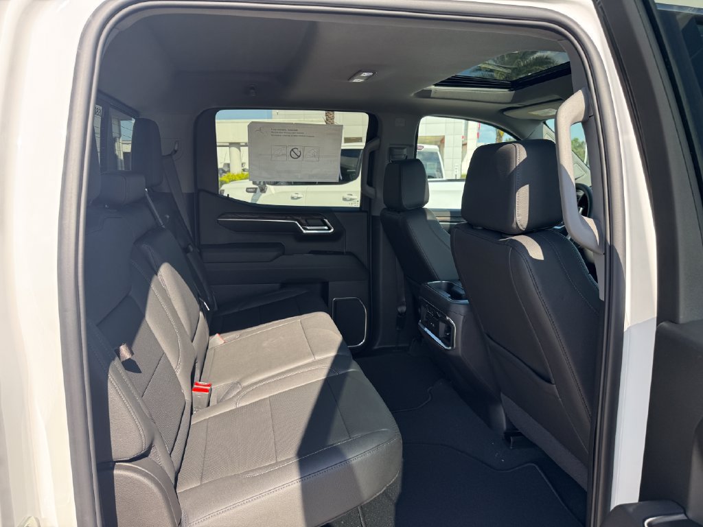 2026 GMC Sierra 1500 SLT - Photo 16