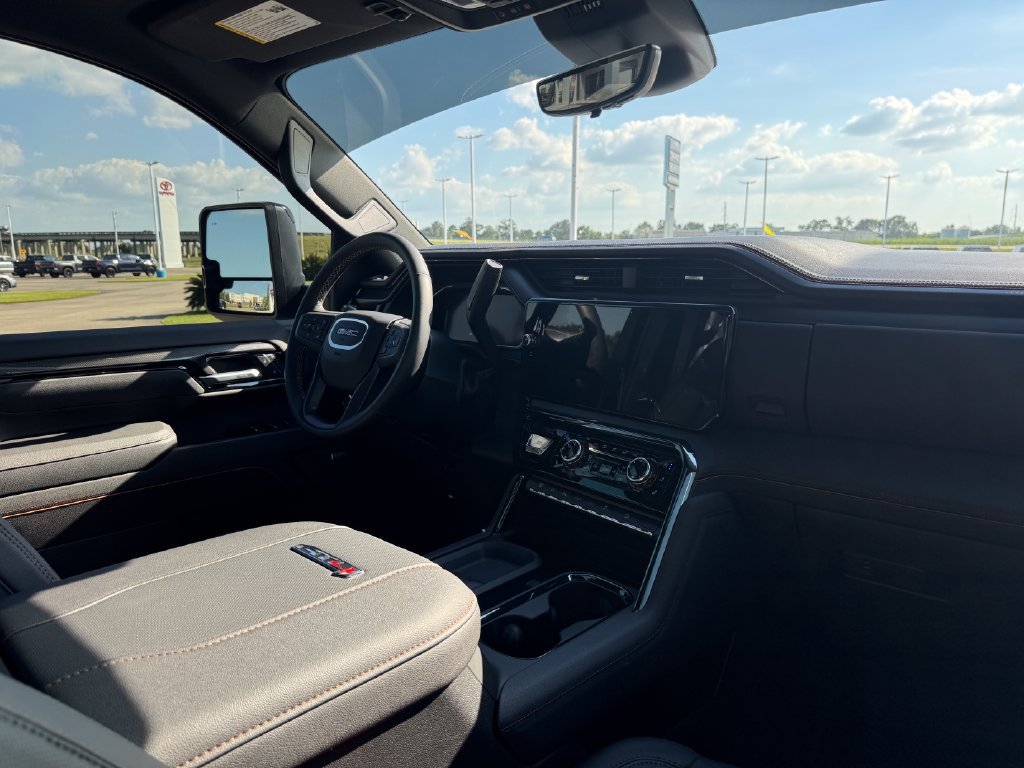 2026 GMC Sierra 2500HD AT4 - Photo 13