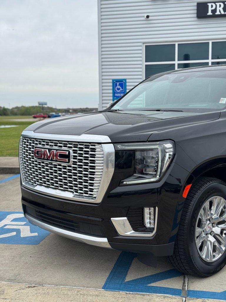 2023 Gmc Yukon XL Denali photo 2