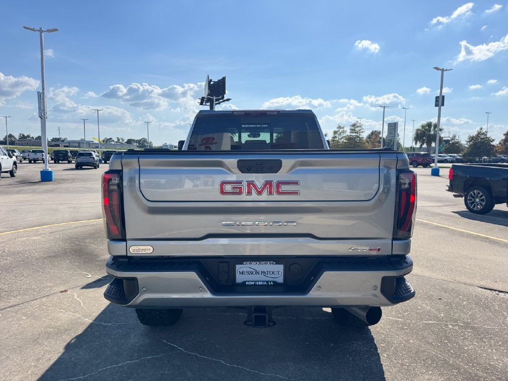 2026 GMC Sierra 2500HD AT4 - Photo 7