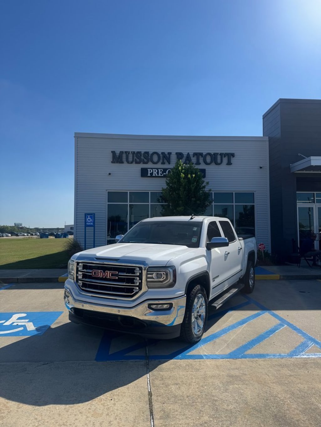 Used 2018 GMC Sierra 1500 SLT Truck