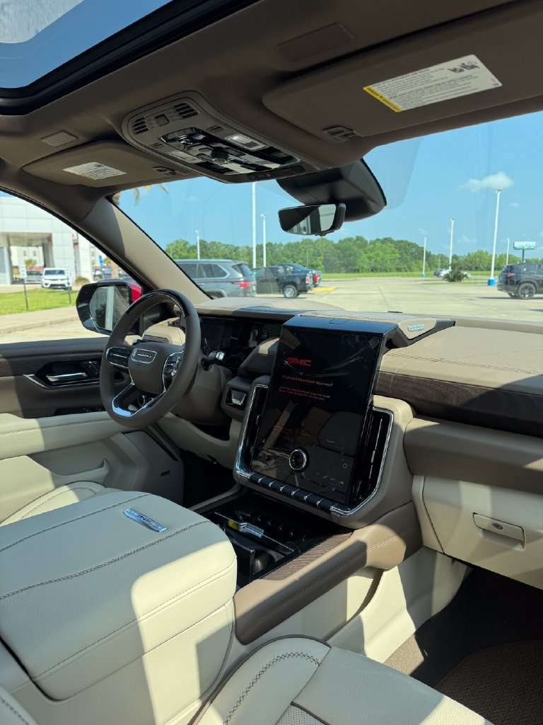 2026 GMC Yukon XL Denali - Photo 12