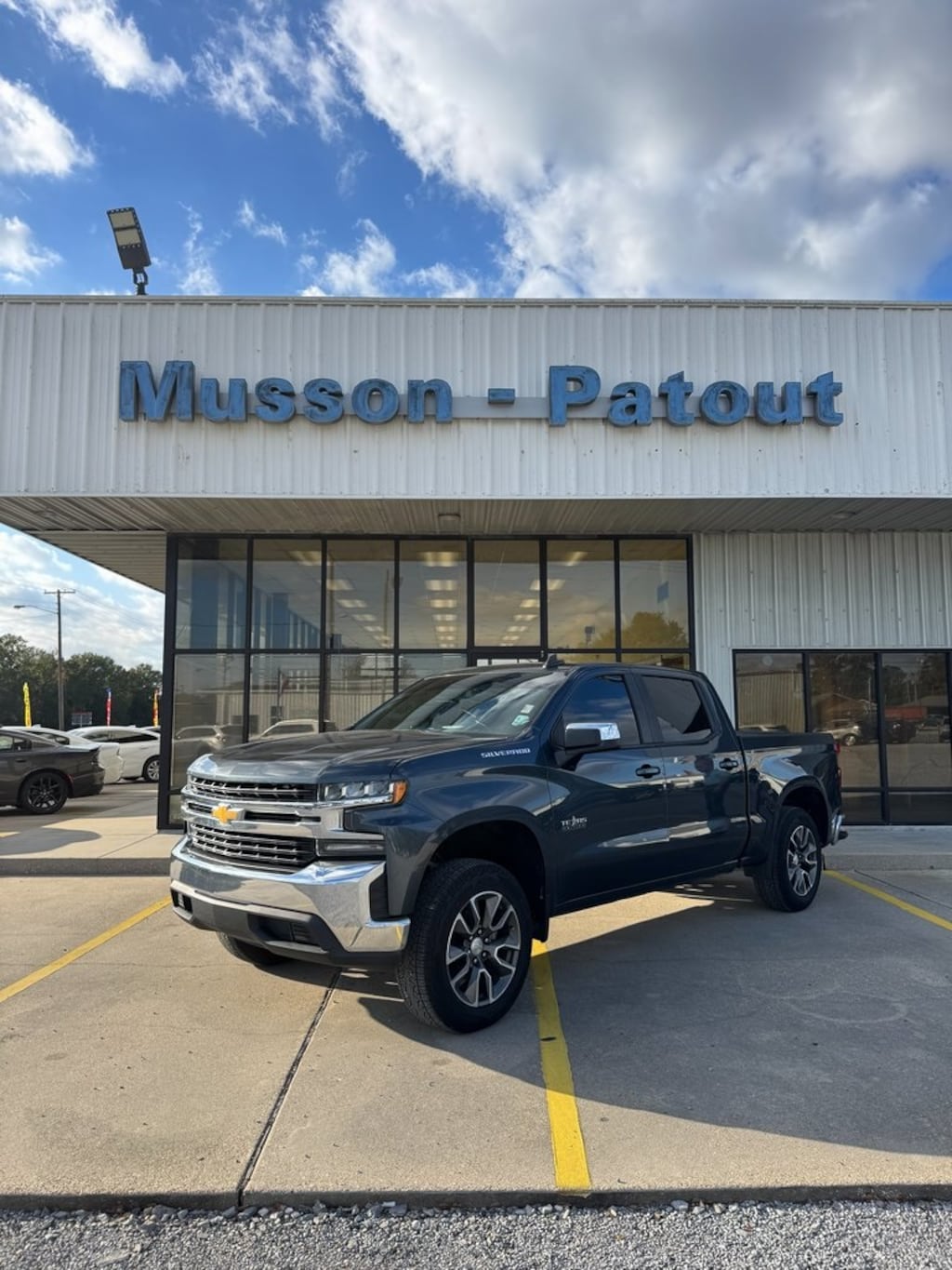 Used 2020 Chevrolet Silverado 1500 LT Truck