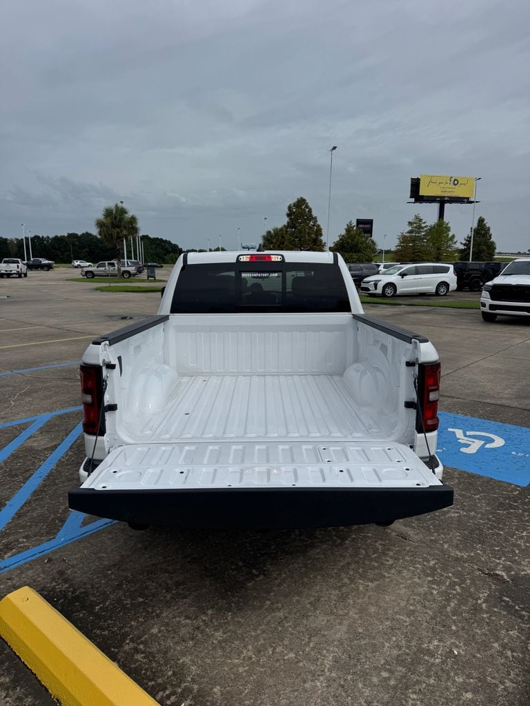 2026 RAM 1500 Laramie - Photo 8