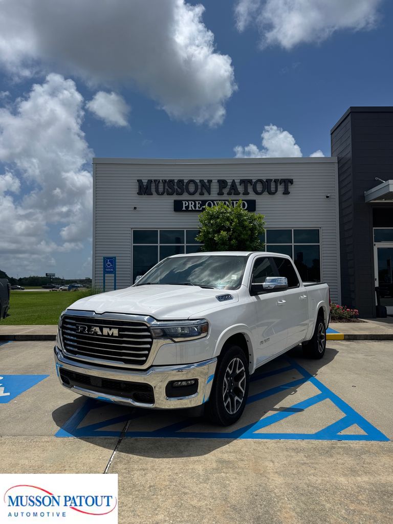 2025 RAM 1500 Laramie 4x4 Crew Cab 5'7's photo