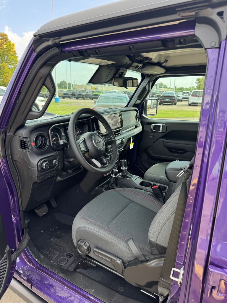 2026 Jeep Wrangler 4-Door Rubicon - Photo 10