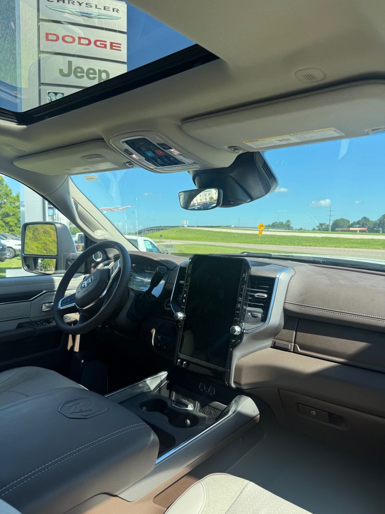 2026 RAM 2500 Laramie - Photo 12