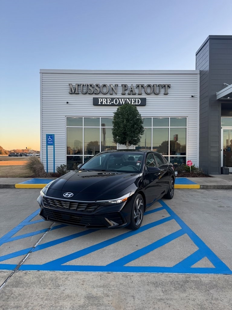 2025 Hyundai Elantra SEL