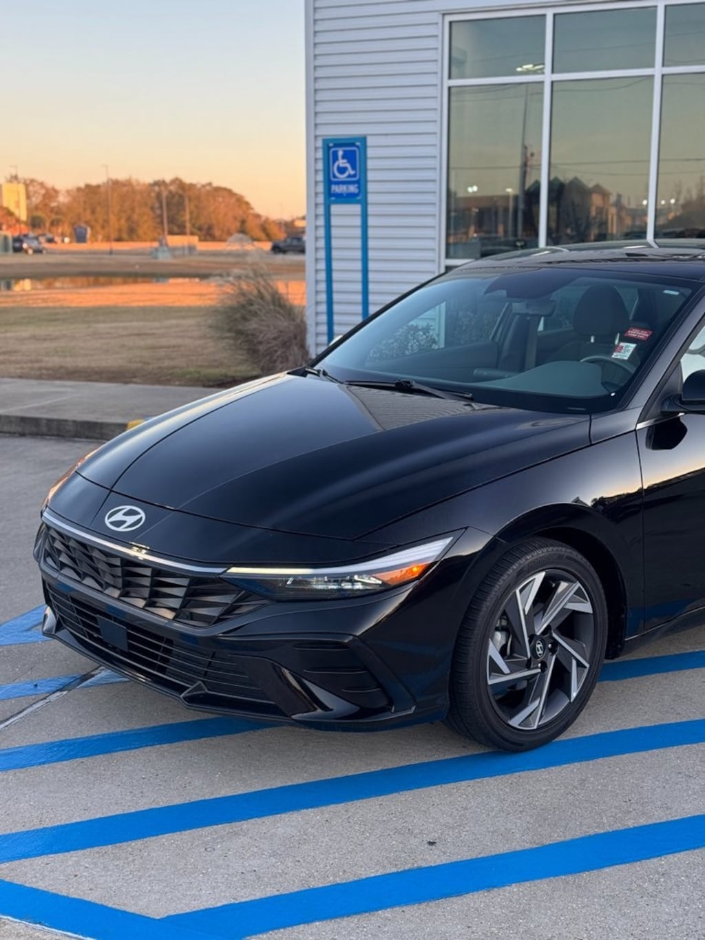 Used 2025 Hyundai Elantra SEL Convenience Sedan