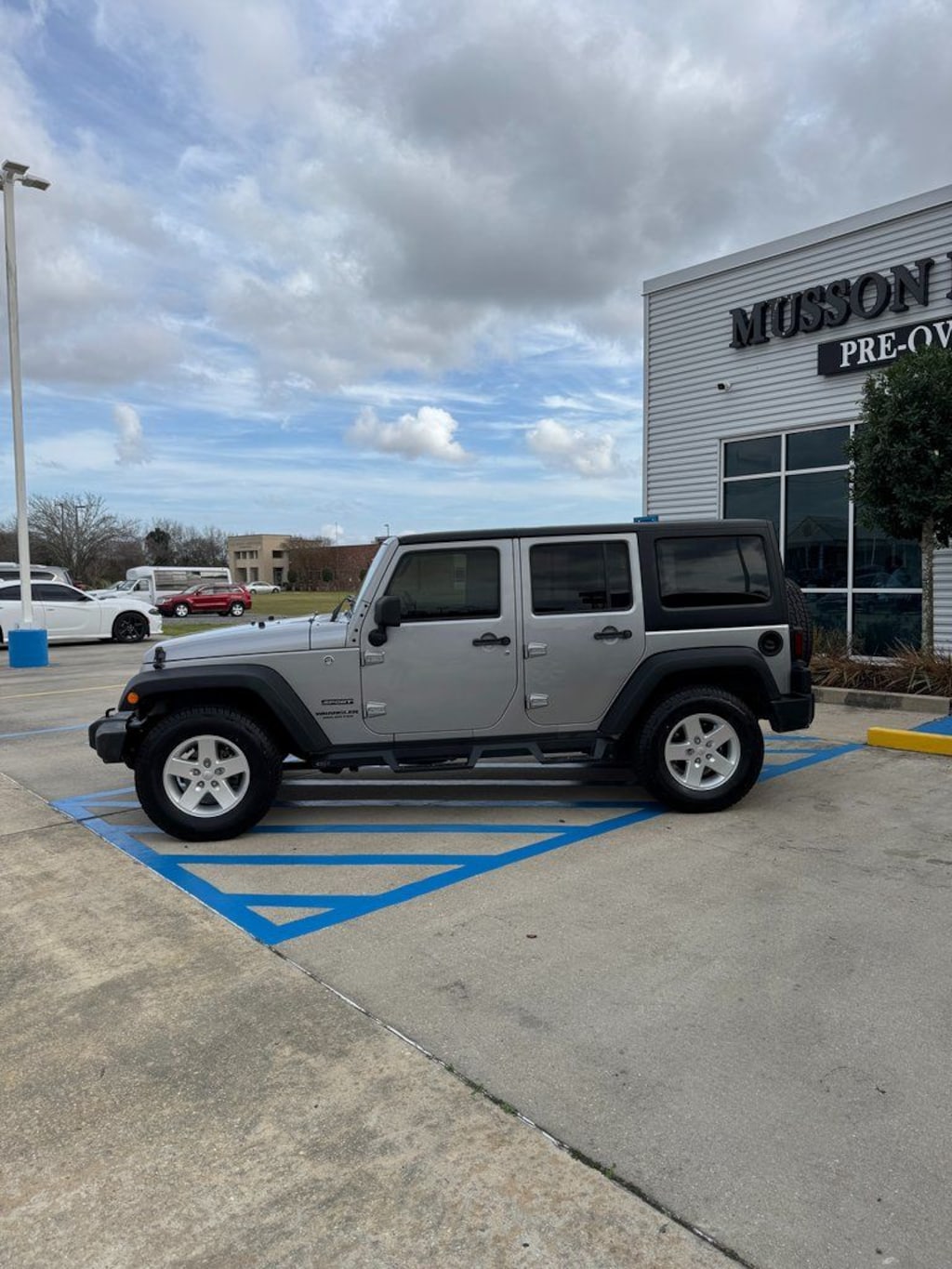 Used 2017 Jeep Wrangler Unlimited Sport SUV