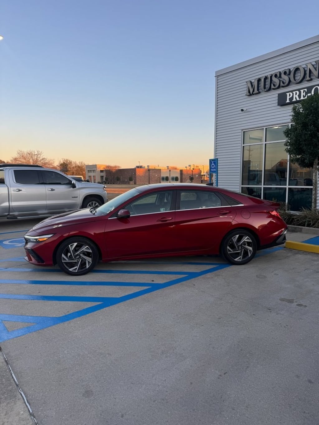 Used 2024 Hyundai Elantra Limited Sedan