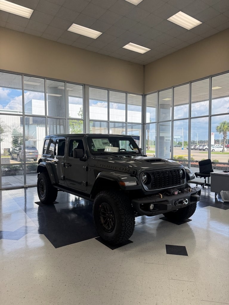 2025 Jeep Wrangler Sport Utility 