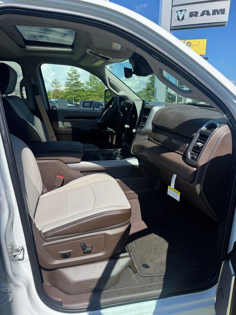 2026 RAM 2500 Laramie - Photo 11