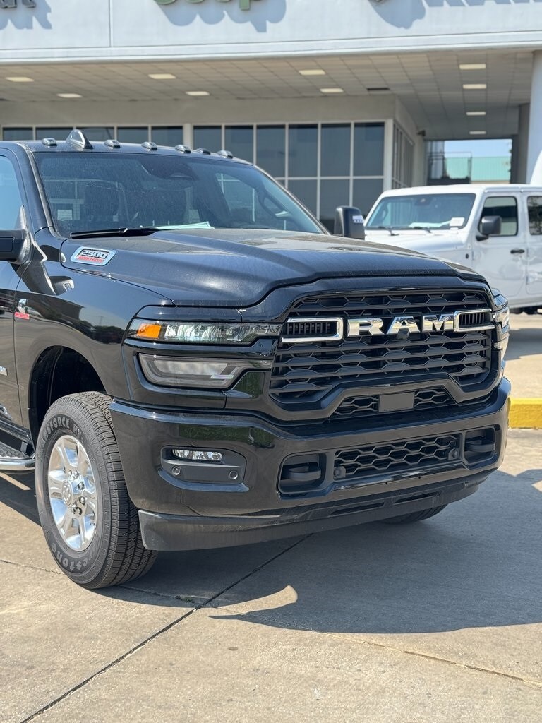 2025 Ram 2500 Big Horn photo 2