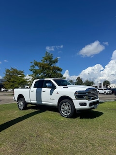 2026 Ram 2500 LARAMIE CREW CAB 4X4 6'4 BOX Pickup