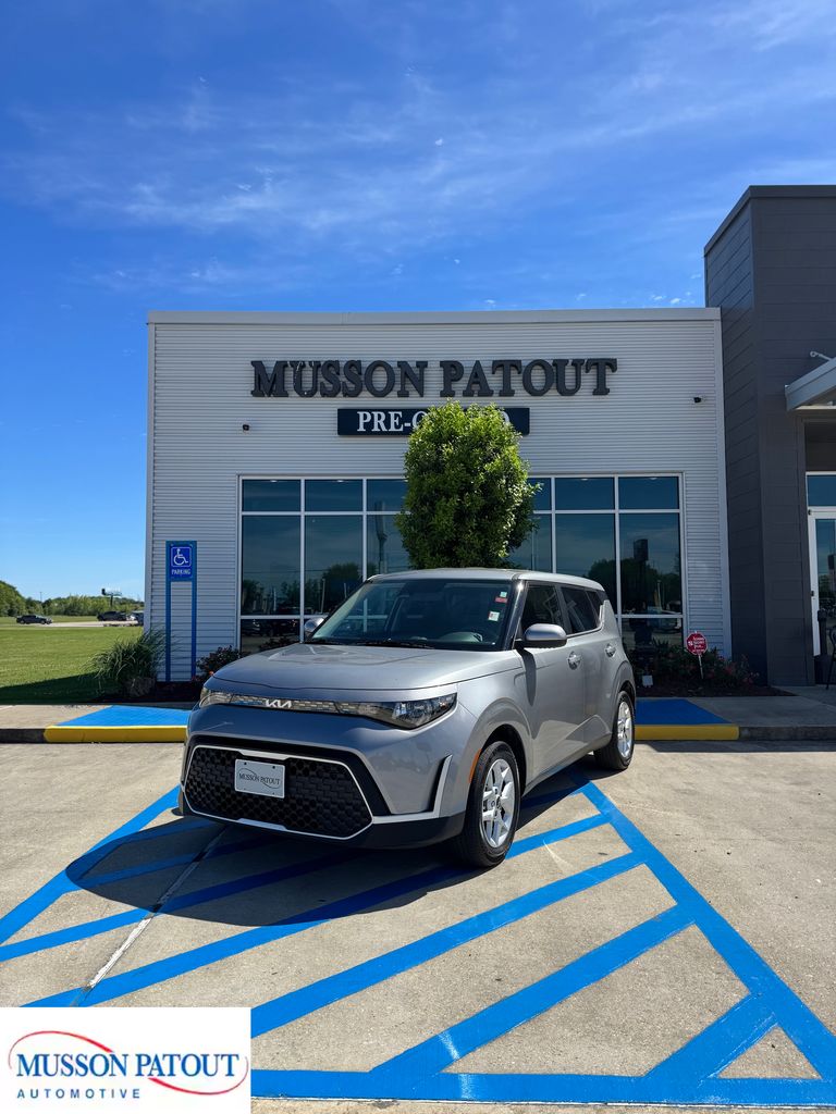 2025 Kia Soul 2.0L LX IVT's photo
