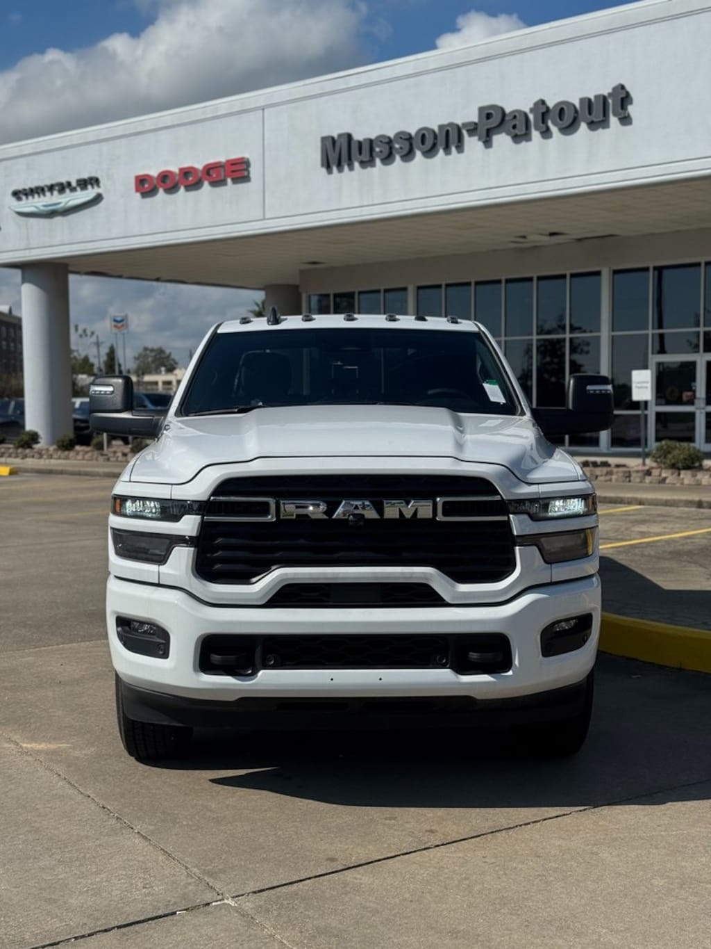 New 2025 Ram 2500 BIG HORN CREW CAB 4X4 6'4 BOX Pickup