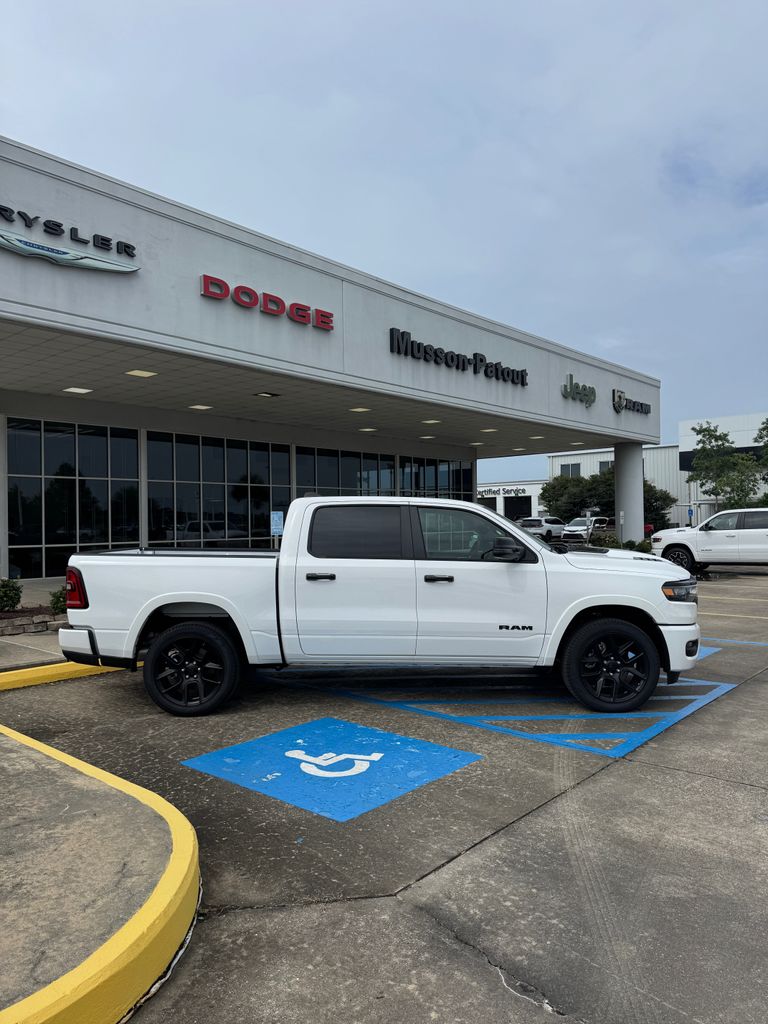 2026 RAM 1500 Laramie - Photo 6