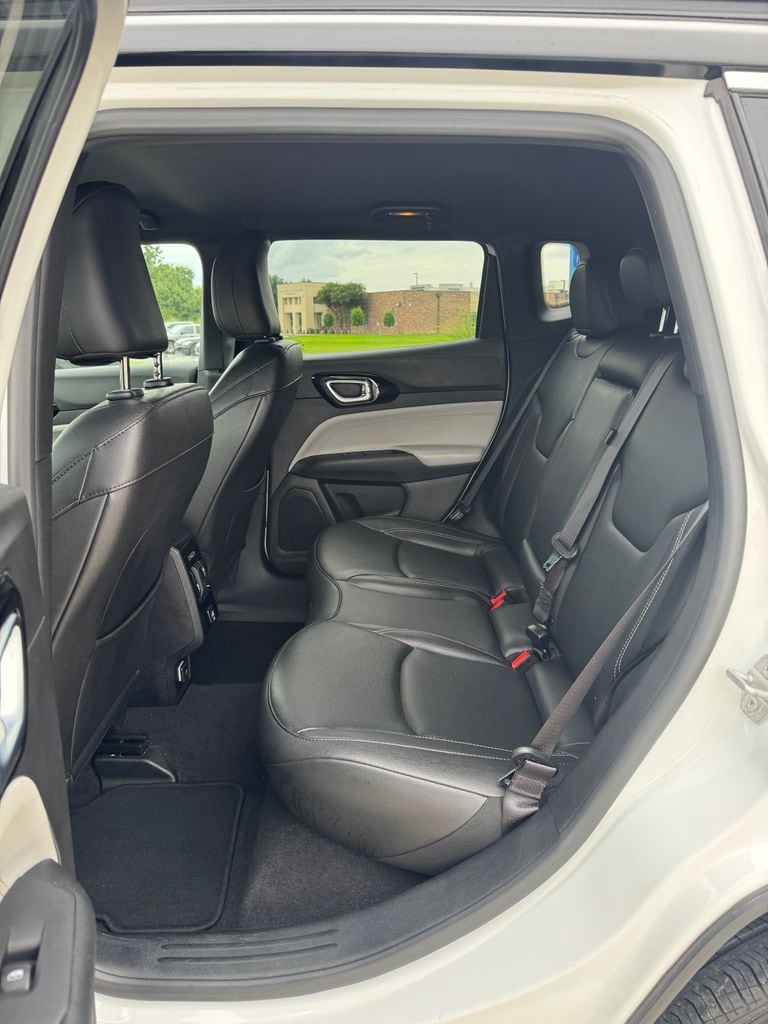 2025 Jeep Compass Limited - Photo 16