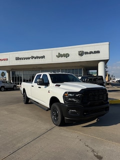2026 Ram 2500 TRADESMAN CREW CAB 4X4 8' BOX Pickup