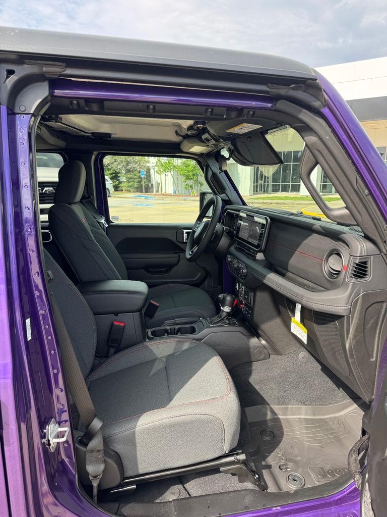 2026 Jeep Wrangler 4-Door Rubicon - Photo 11