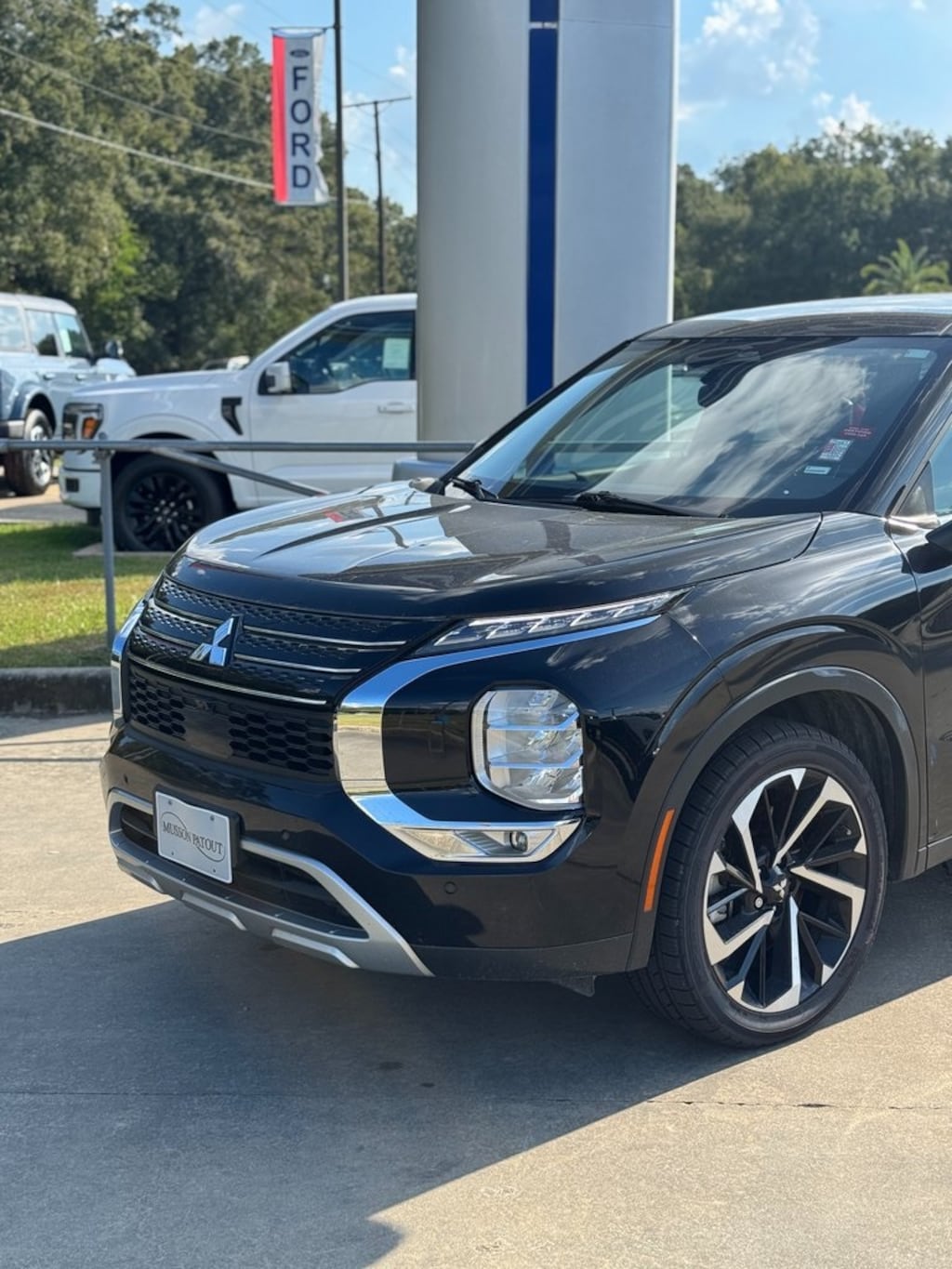 Used 2024 Mitsubishi Outlander SE SUV