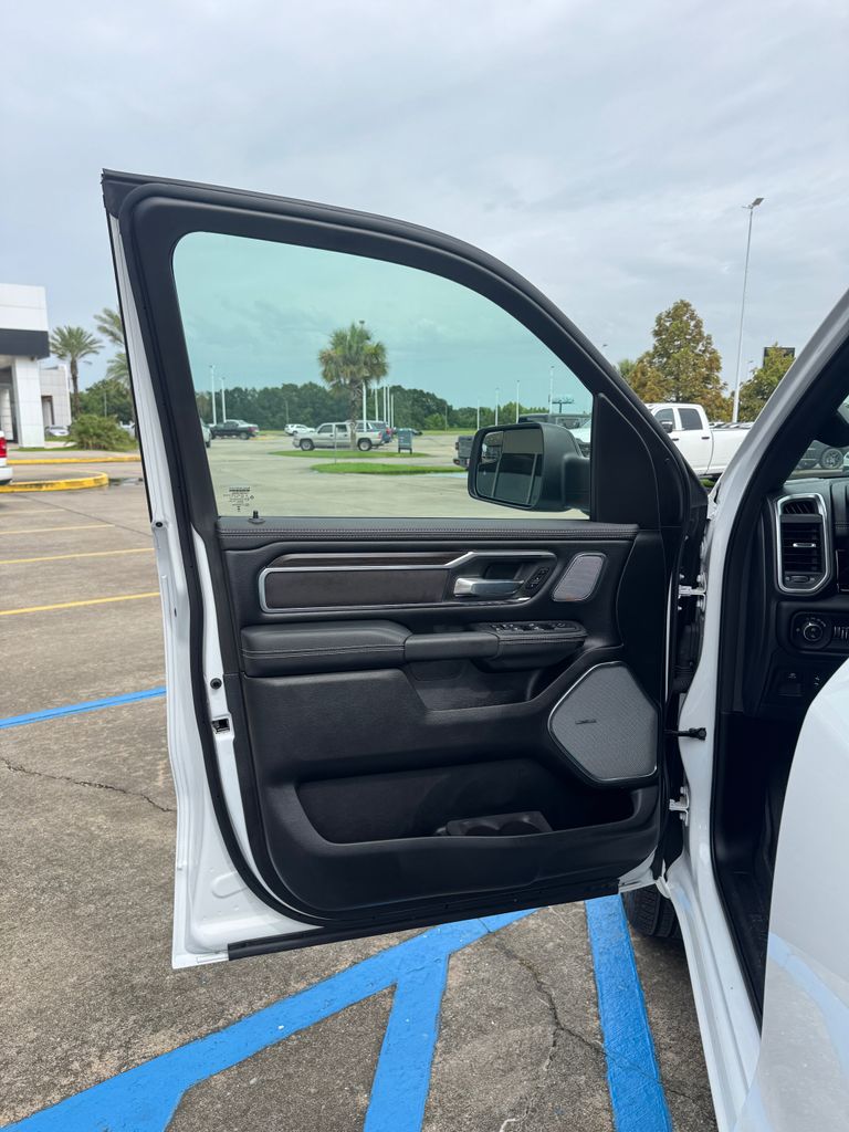 2026 RAM 1500 Laramie - Photo 9