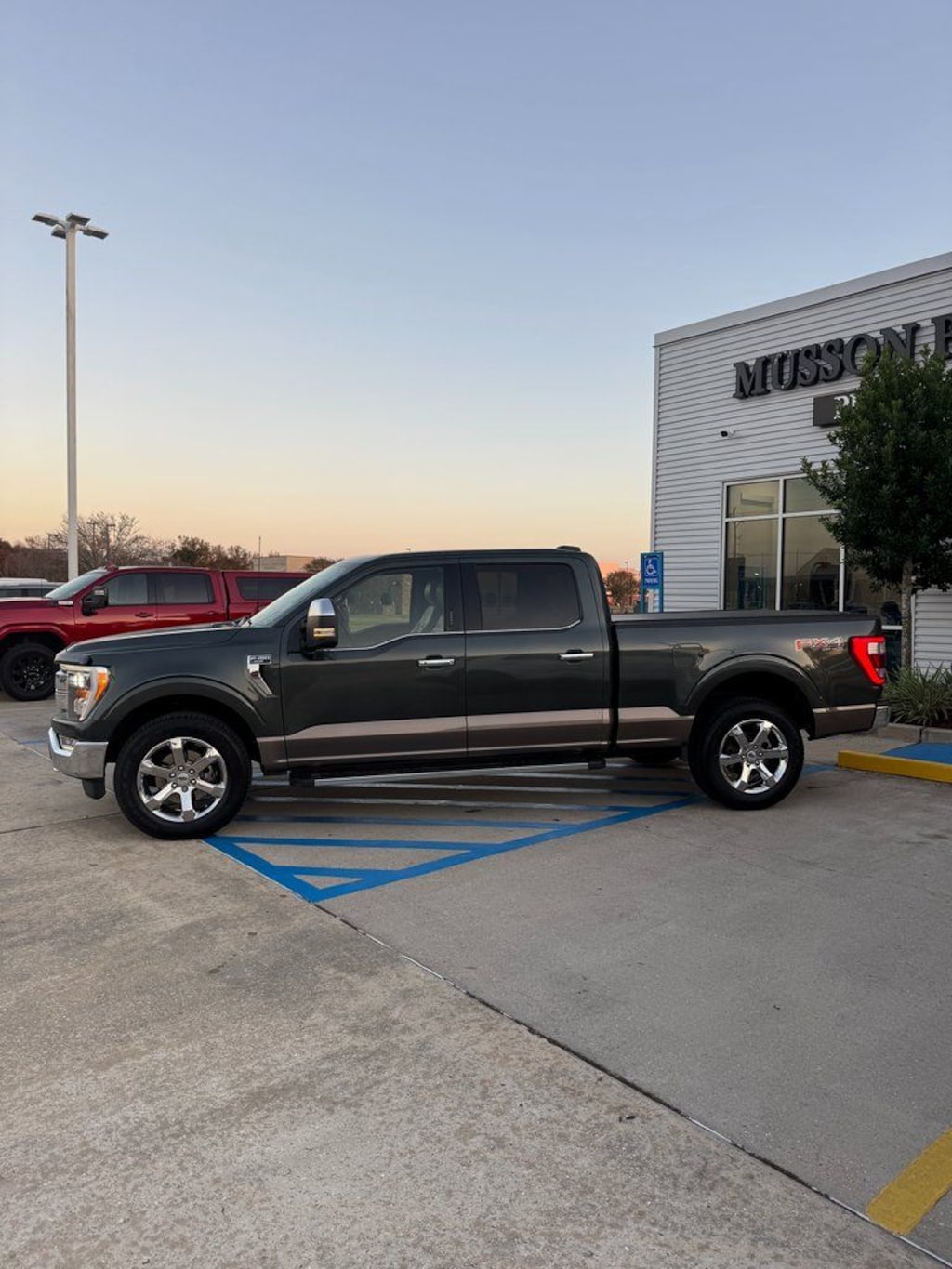 Used 2021 Ford F-150 Lariat Truck