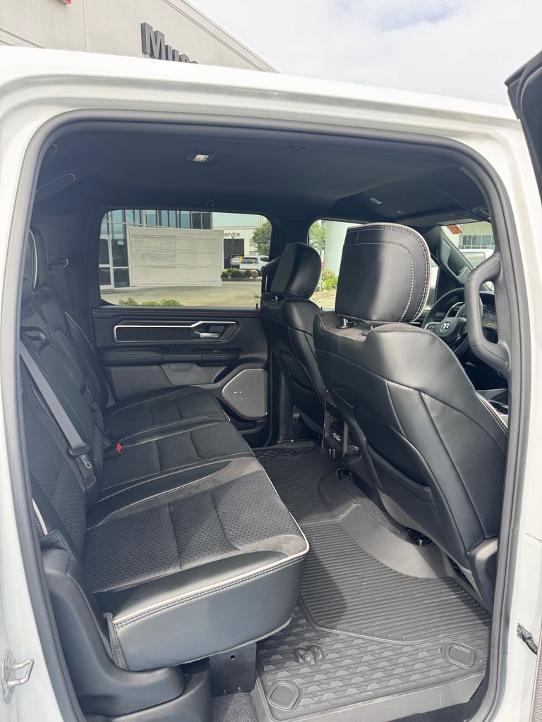 2026 RAM 1500 Laramie - Photo 14