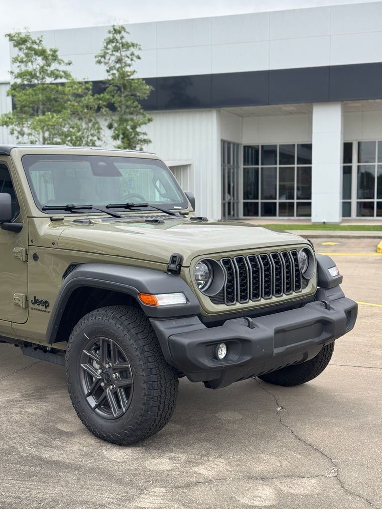 2026 Jeep Wrangler 4-Door Sport S - Photo 2