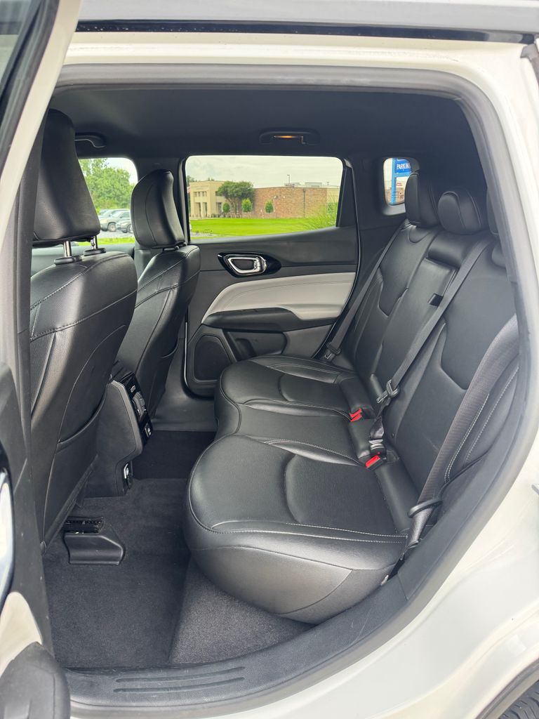2025 Jeep Compass Limited - Photo 16