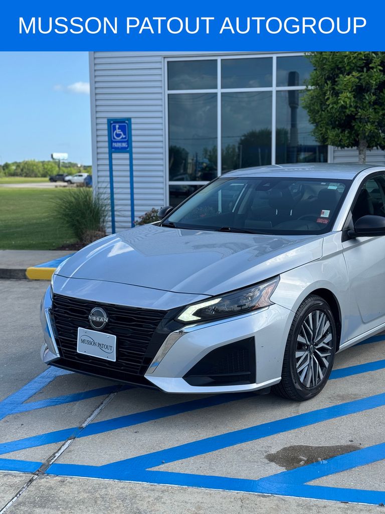 Used 2024 Nissan Altima SV with VIN 1N4BL4DVXRN391435 for sale in New Iberia, LA